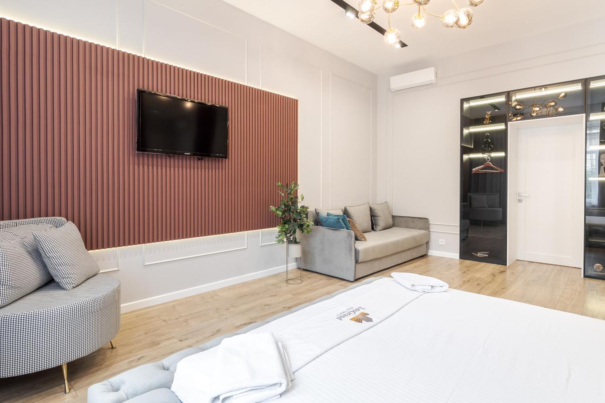 Leogrand Apartments On Leontovycha 17 Львов Экстерьер фото